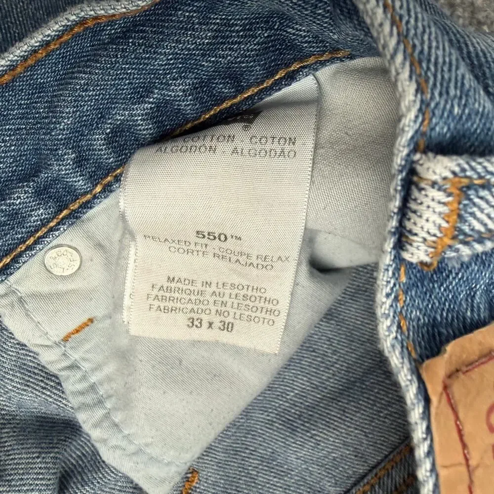 Levi’s 550 Relaxed Fit Jeans Men’s Tagged 33x30 Light Wash Straight Leg Denim